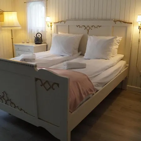 Bed & Breakfast Eleonoras 3*